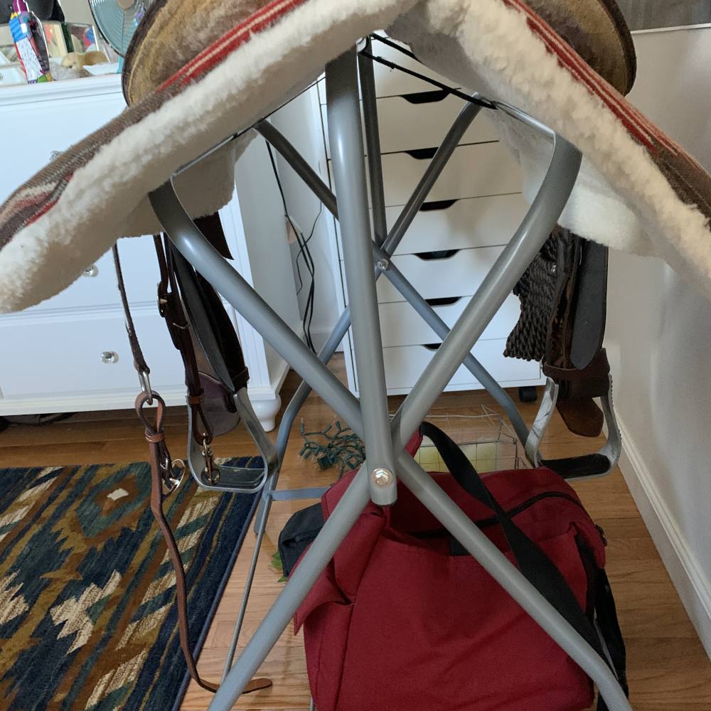 Portable Saddle Stand